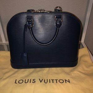 LV Epi Navy Blue Alma Pm